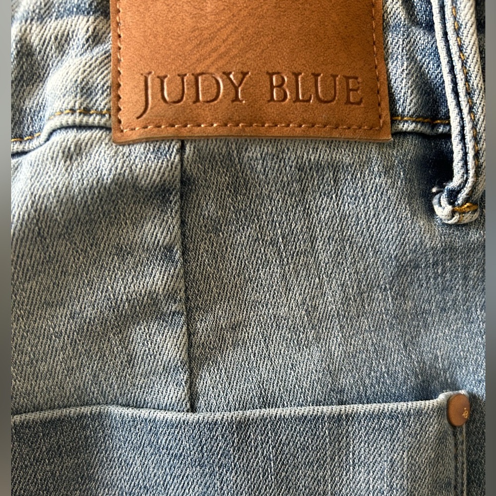 Women's Judy Blue Jeans - Wide Leg - Picture 7 of 7
